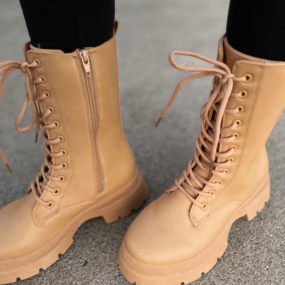 Camel lace up combat boots - Picture 7 of 9